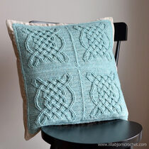 2017-03-10 Celtic Squares Pillow 2