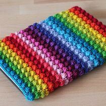 2015-03-22 Rainbow Bobble Table Sleeve