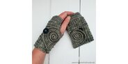 2019-12-24 Ammonite Wrist Warmers 2