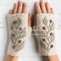 2020-11-04 Hedera Wrist Warmers 1