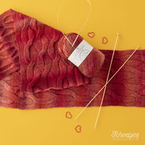 Scheepjes_Twisted_Roots_Scarf_-_Happy_in_Red_square